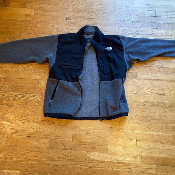 Grey Black North Face Lightweight jacket - Picture 1 of 3